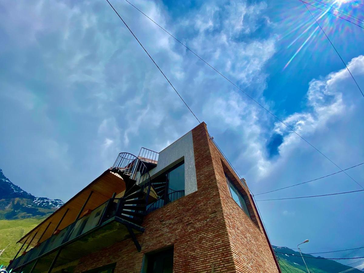 Veranda Guesthouse Kazbegi Exteriör bild