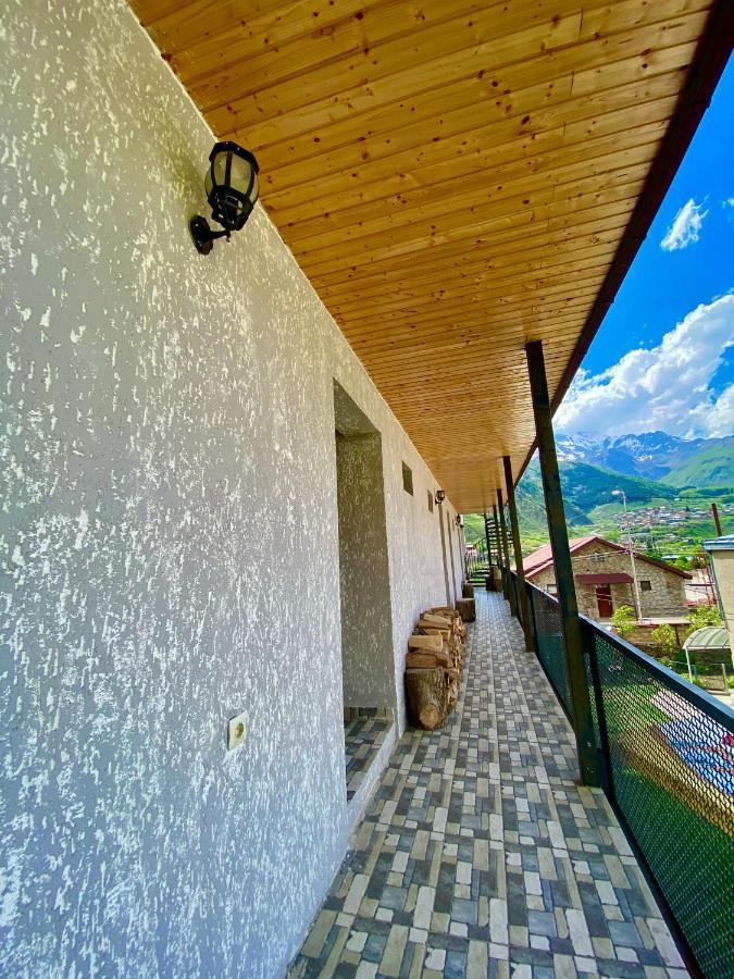 Veranda Guesthouse Kazbegi Exteriör bild
