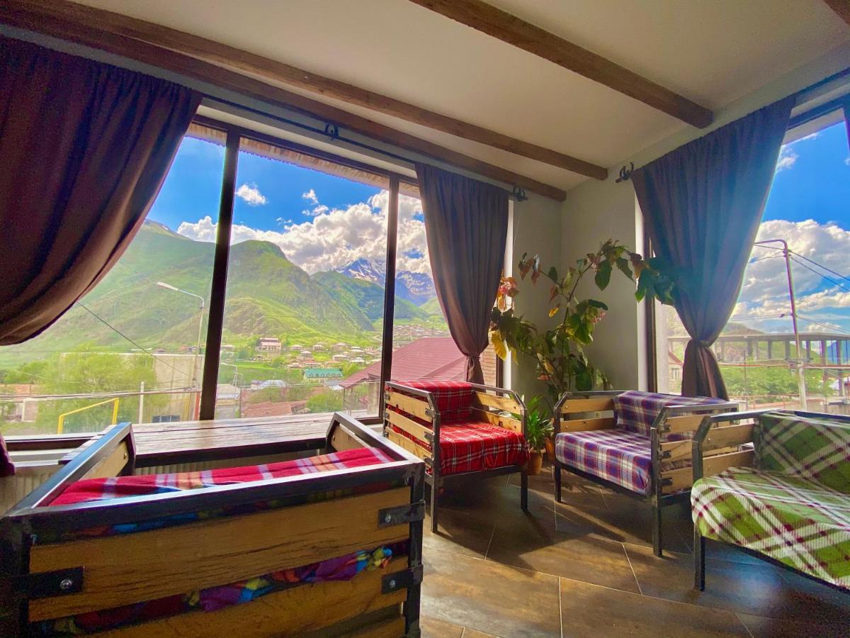 Veranda Guesthouse Kazbegi Exteriör bild