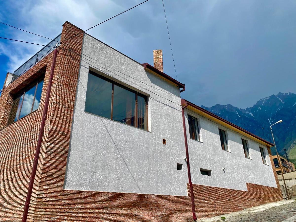 Veranda Guesthouse Kazbegi Exteriör bild