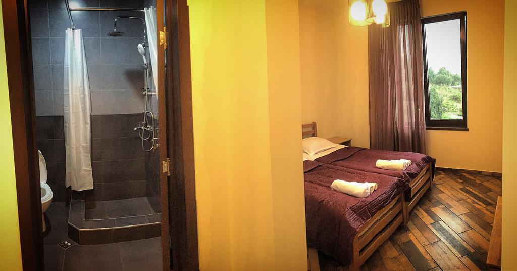 Veranda Guesthouse Kazbegi Exteriör bild